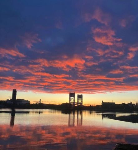 85 Kings Cove Beach Rd, Weymouth, MA 02191