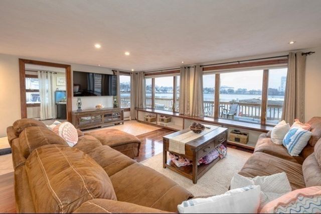 85 Kings Cove Beach Rd, Weymouth, MA 02191