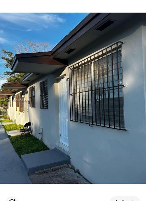 3120 NW 19th Ave 1, Miami, FL 33142