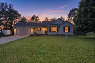 3030 Maplewood Street, Hagar Twp, MI 49022