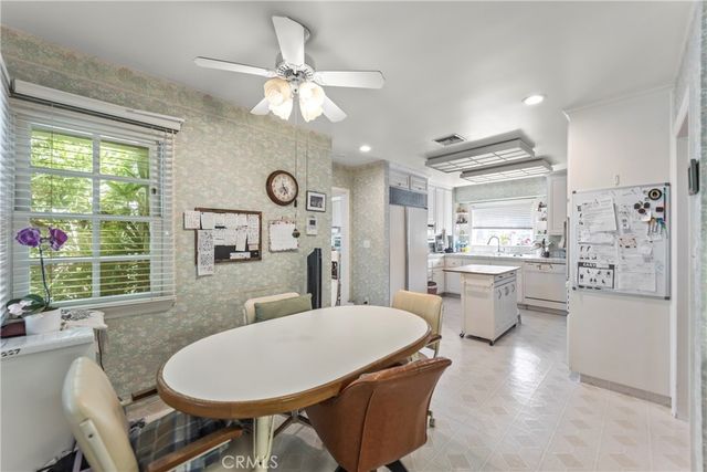 3521 Yorkshire Road, Pasadena, CA 91107