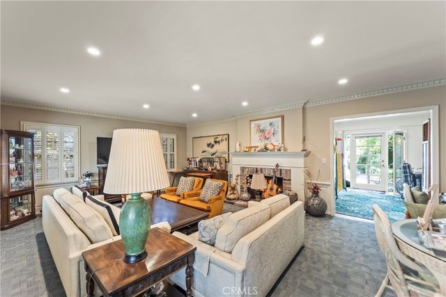 3521 Yorkshire Road, Pasadena, CA 91107