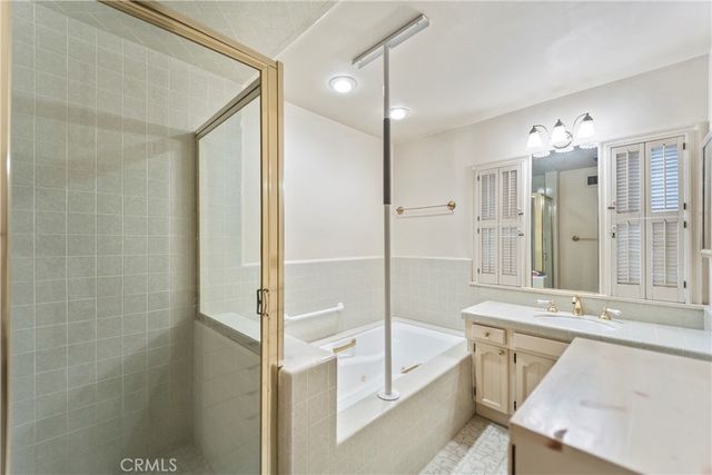 3521 Yorkshire Road, Pasadena, CA 91107