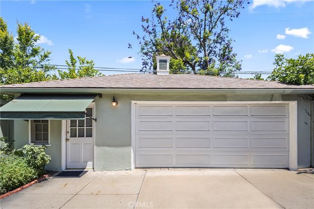 3521 Yorkshire Road, Pasadena, CA 91107