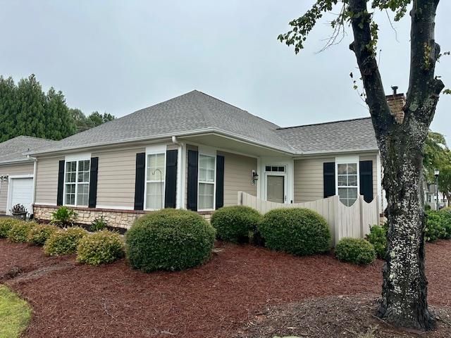 123 Ravines Lane, Spartanburg, SC 29301