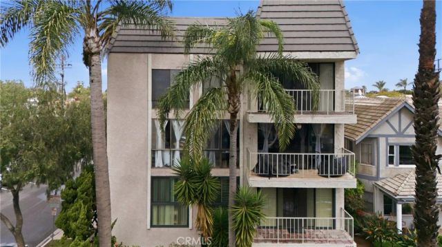1803 E Ocean Boulevard 201, Long Beach, CA 90802