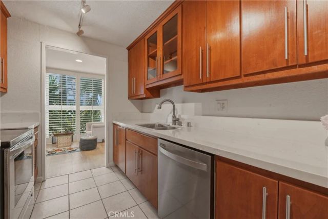 1803 E Ocean Boulevard 201, Long Beach, CA 90802