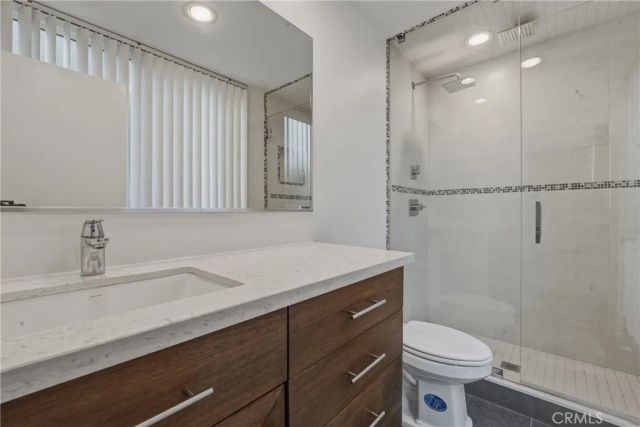 1803 E Ocean Boulevard 201, Long Beach, CA 90802