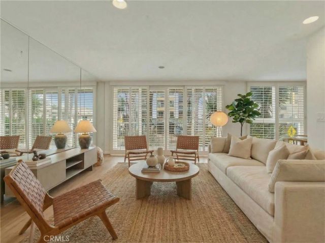 1803 E Ocean Boulevard 201, Long Beach, CA 90802