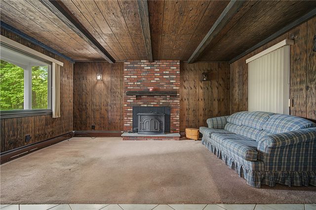 27 Peck Hill Road, Johnston, RI 02919