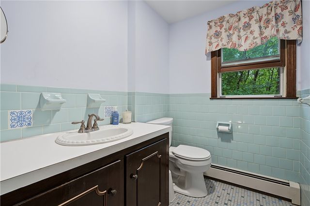 27 Peck Hill Road, Johnston, RI 02919