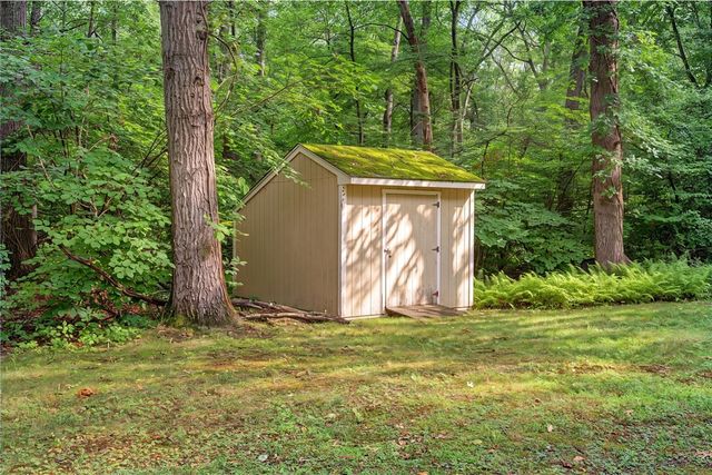 27 Peck Hill Road, Johnston, RI 02919