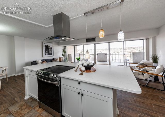 411 Lakewood Circle B430, Colorado Springs, CO 80910