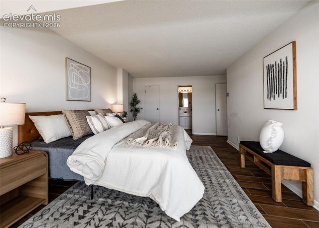 411 Lakewood Circle B430, Colorado Springs, CO 80910