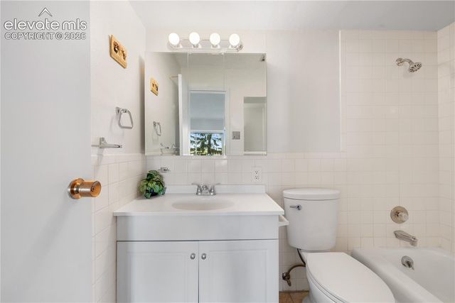 411 Lakewood Circle B430, Colorado Springs, CO 80910