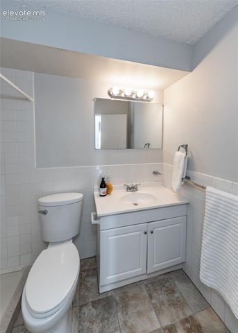 411 Lakewood Circle B430, Colorado Springs, CO 80910