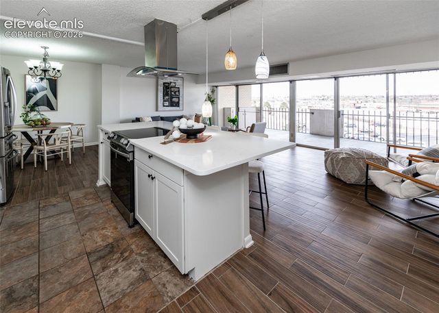 411 Lakewood Circle B430, Colorado Springs, CO 80910
