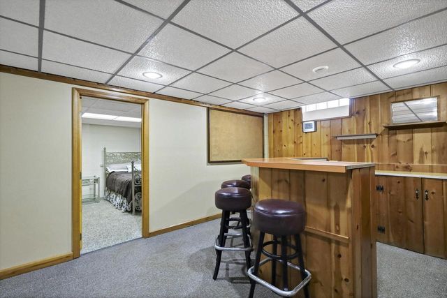 1718 Nagle AVENUE, Manitowoc, WI 54220