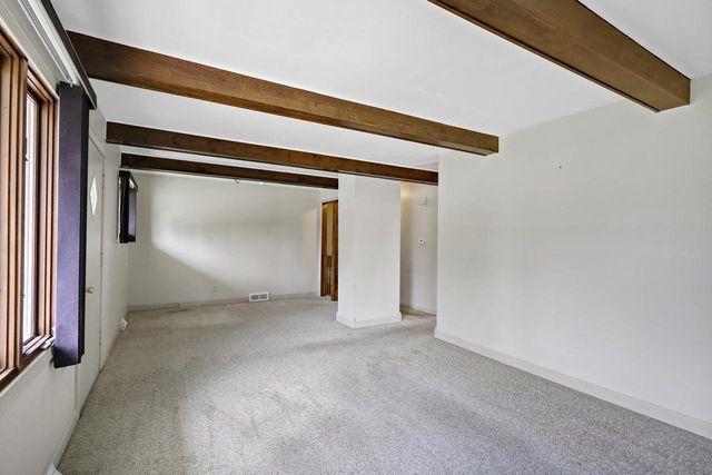 1718 Nagle AVENUE, Manitowoc, WI 54220