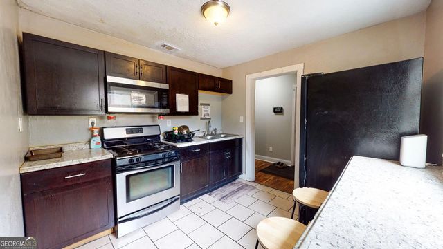 1860 North Avenue NW, Atlanta, GA 30318