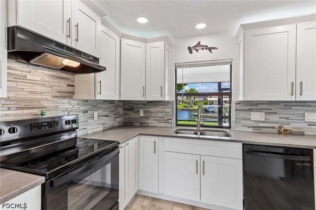 2609 SW 37th ST, Cape Coral, FL 33914