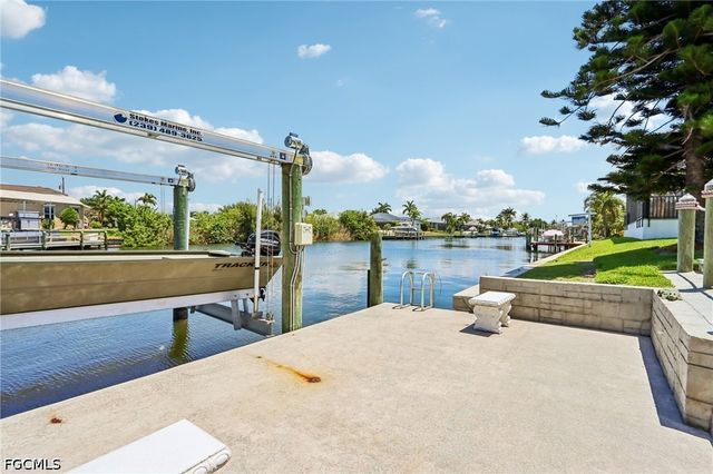 2609 SW 37th ST, Cape Coral, FL 33914