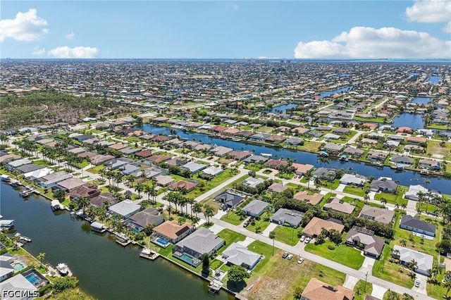 2609 SW 37th ST, Cape Coral, FL 33914