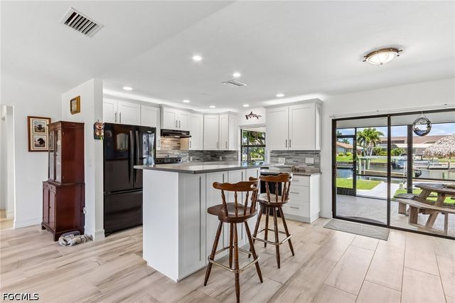 2609 SW 37th ST, Cape Coral, FL 33914