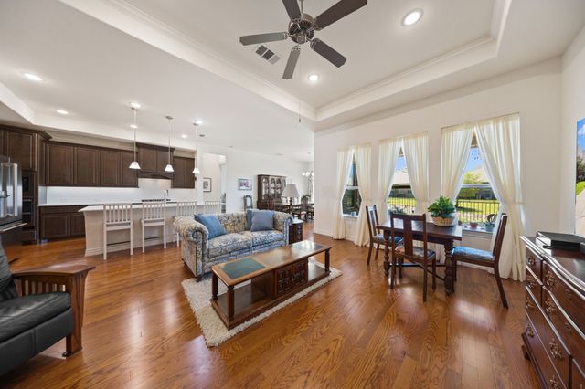 918 Capella Lane, Mansfield, TX 76063