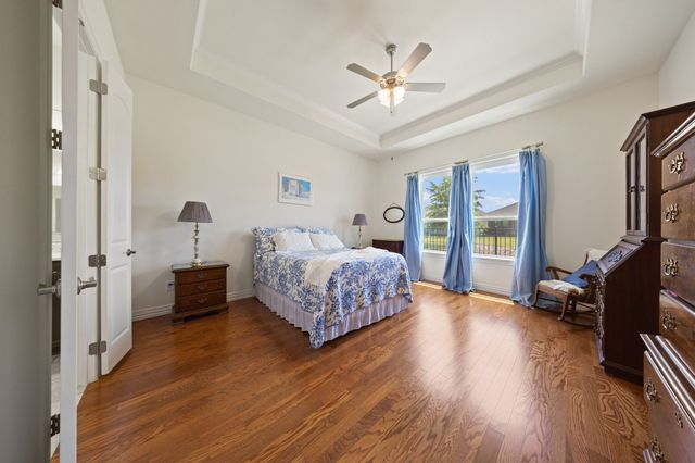 918 Capella Lane, Mansfield, TX 76063