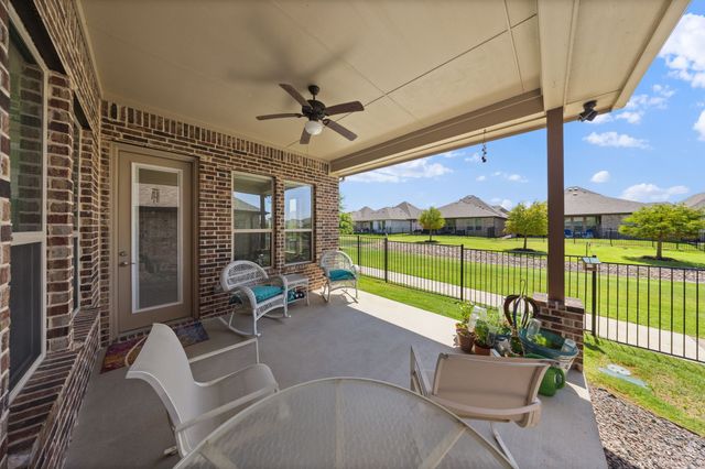 918 Capella Lane, Mansfield, TX 76063