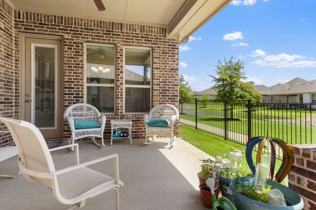 918 Capella Lane, Mansfield, TX 76063