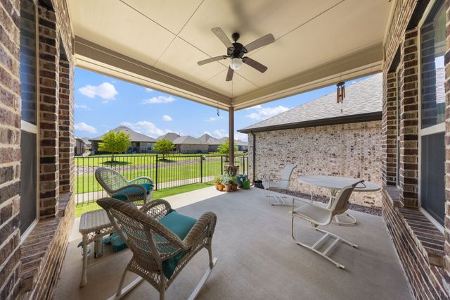 918 Capella Lane, Mansfield, TX 76063