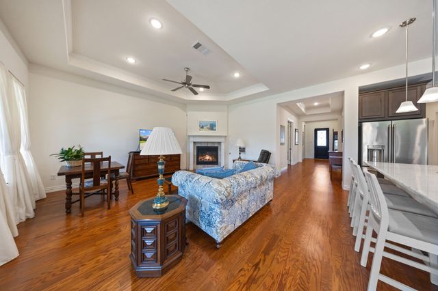 918 Capella Lane, Mansfield, TX 76063