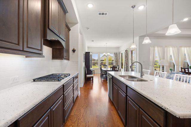 918 Capella Lane, Mansfield, TX 76063