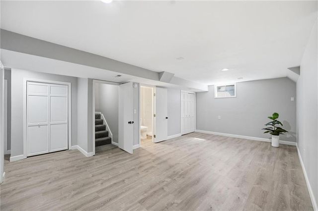8300 N Virginia Avenue, Kansas City, MO 64118