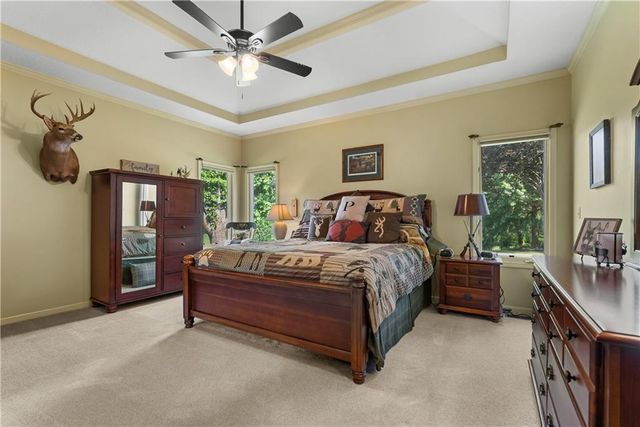 4214 Victory Circle, Lee's Summit, MO 64082