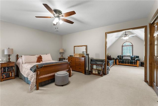 4214 Victory Circle, Lee's Summit, MO 64082