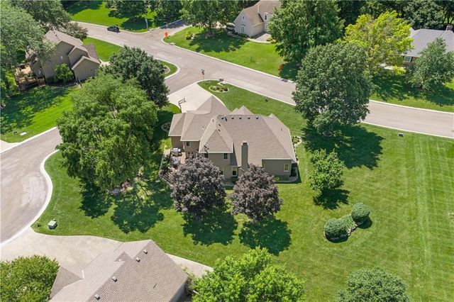 4214 Victory Circle, Lee's Summit, MO 64082