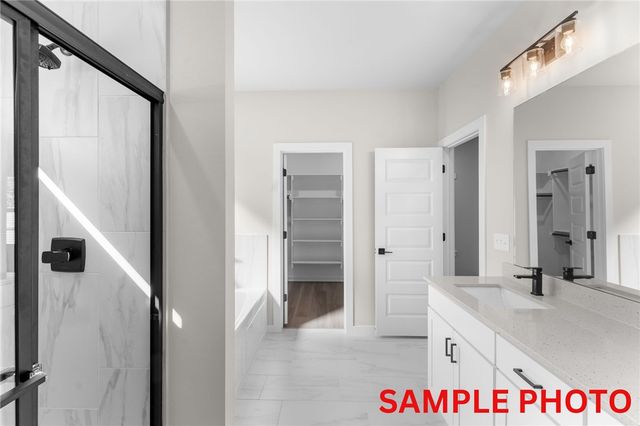 5900 SW Bear Creek Avenue, Bentonville, AR 72713