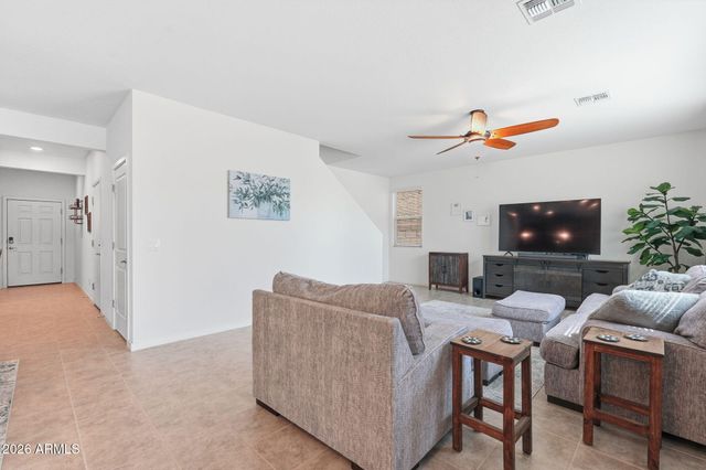 34015 N DESERT STAR Drive, San Tan Valley, AZ 85144