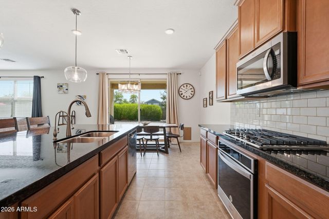 34015 N DESERT STAR Drive, San Tan Valley, AZ 85144