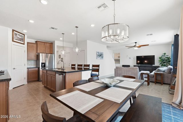 34015 N DESERT STAR Drive, San Tan Valley, AZ 85144