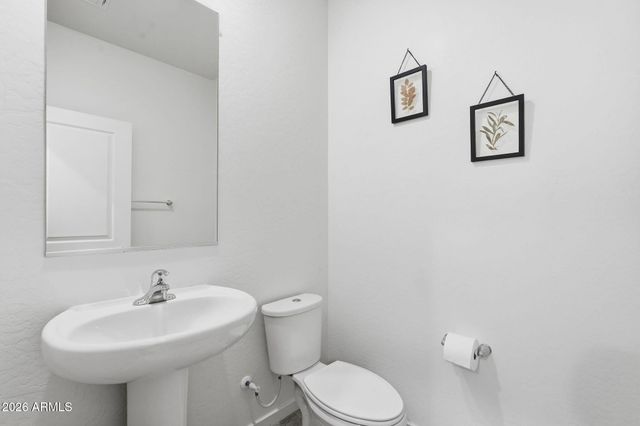 34015 N DESERT STAR Drive, San Tan Valley, AZ 85144