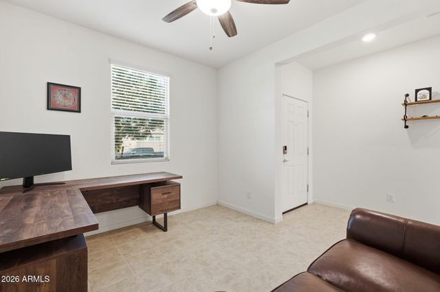 34015 N DESERT STAR Drive, San Tan Valley, AZ 85144