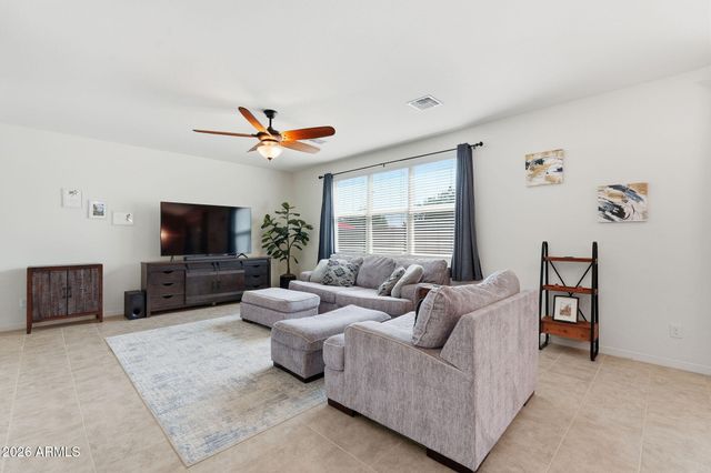 34015 N DESERT STAR Drive, San Tan Valley, AZ 85144