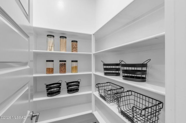 13220 N Fluffgrass Place, Oro Valley, AZ 85755