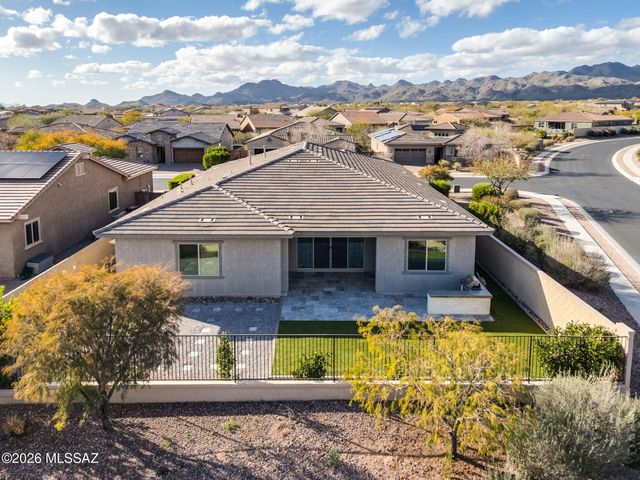 13220 N Fluffgrass Place, Oro Valley, AZ 85755
