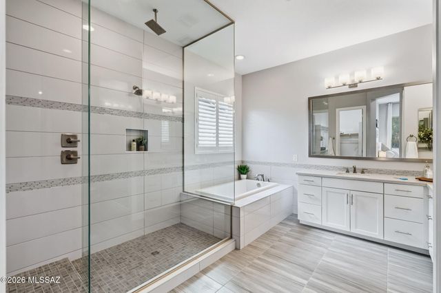 13220 N Fluffgrass Place, Oro Valley, AZ 85755