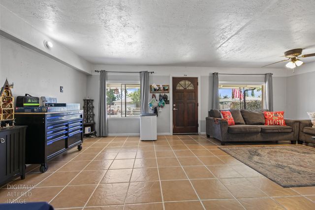 631 S Oro Ave, Stockton, CA 95215